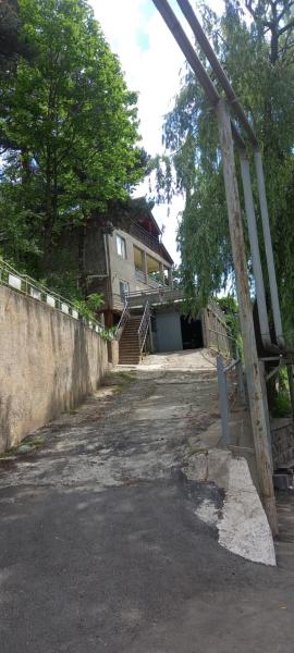 Hause of Ashot